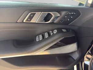 BMW X7 M60i
