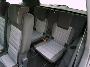 VW Touran 1.5 TSI DSG R-Line