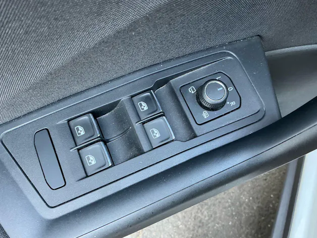 VW T-Roc 1.0 TSI CABRIO *** GEPFLEGTES FAHRZEUG ZUM TOPPREIS ***