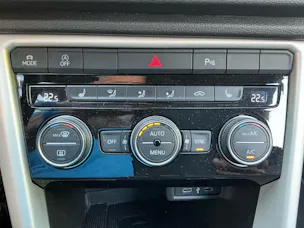 VW T-Roc 1.0 TSI CABRIO *** GEPFLEGTES FAHRZEUG ZUM TOPPREIS ***