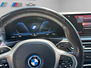 BMW i4 M50