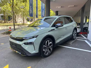 SKODA Elroq 85x Sportline 4x4