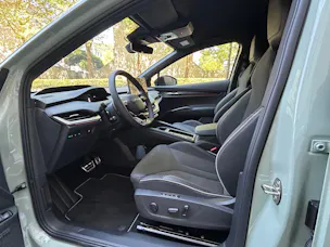 SKODA Elroq 85x Sportline 4x4
