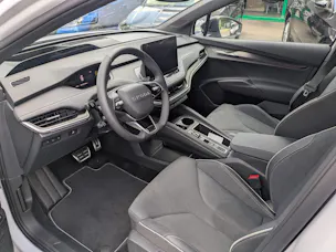 Škoda Elroq 85x Sportline 4x4