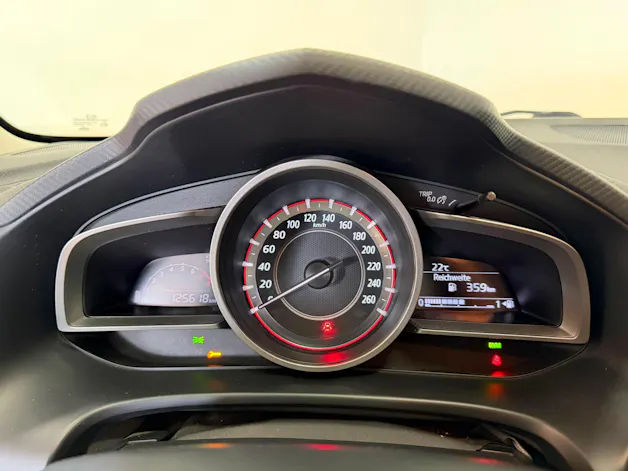 Mazda 3 SKYACTIV-G 100 Ambition