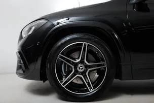 MERCEDES-BENZ GLA 250 4Matic 8G-DCT Swiss Star