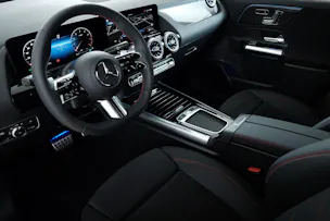 MERCEDES-BENZ GLA 250 4Matic 8G-DCT Swiss Star