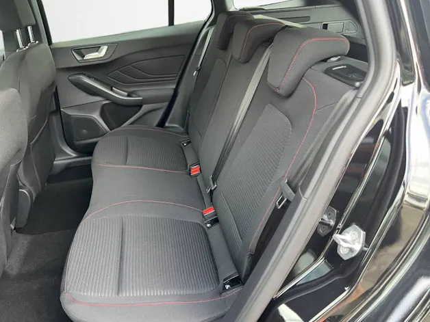 Ford Focus Station Wagon 1.0i EcoB Hybrid 155 ST-Line