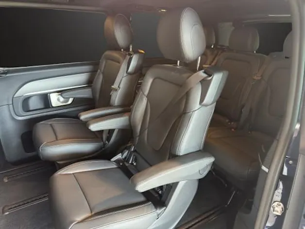 Mercedes-Benz V 300 d lang Exclus. 9G-T
