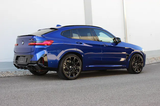 BMW X4M xDrive M Competition *MARINA BAY BLAU METALLIC*