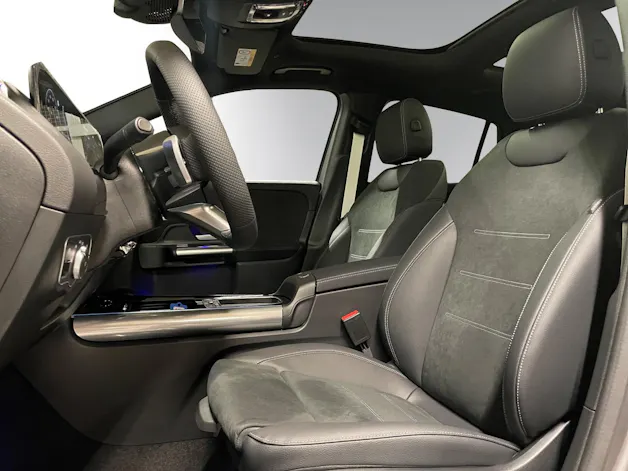 Mercedes-Benz GLA 250 4Matic 8G-DCT Swiss Star