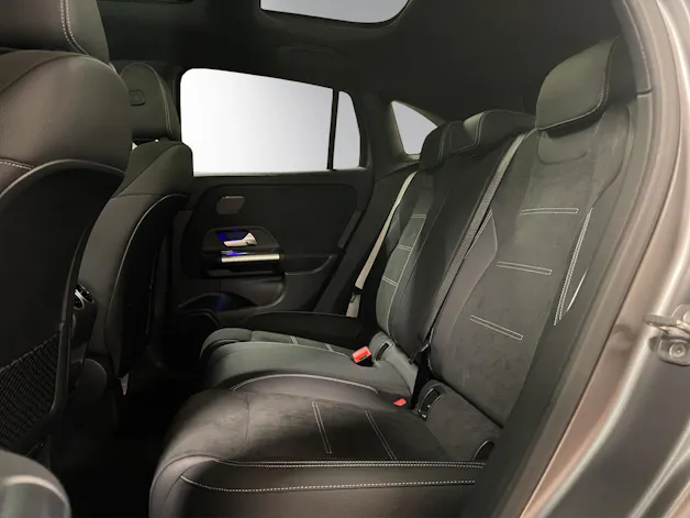 Mercedes-Benz GLA 250 4Matic 8G-DCT Swiss Star