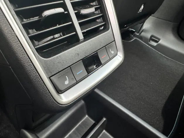 SKODA Elroq 85x Sportline 4x4