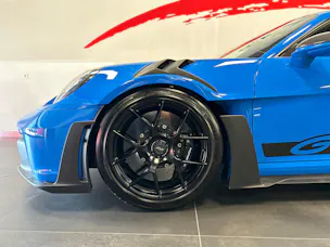 PORSCHE 911 GT3 RS