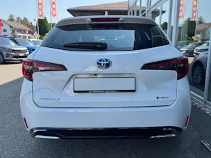 Toyota Corolla 1.8 HSD Comfort e- CVT