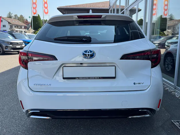 Toyota Corolla 1.8 HSD Comfort e- CVT