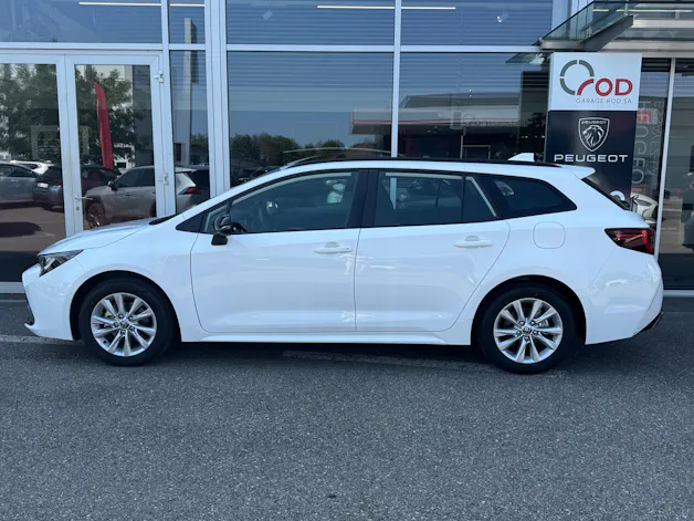 Toyota Corolla 1.8 HSD Comfort e- CVT