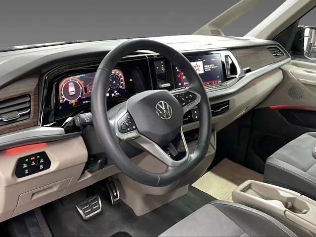 VW Multivan kurz 2.0 TDI Style DSG