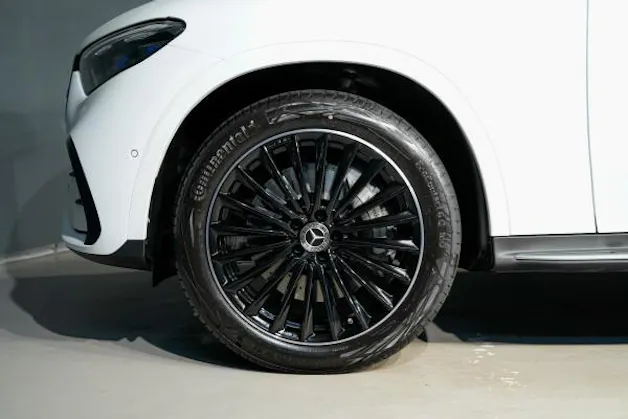 Mercedes-Benz GLC 300 d 4M 9G-Tronic