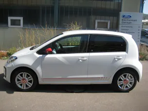 VW Up 1.0 MPI beats