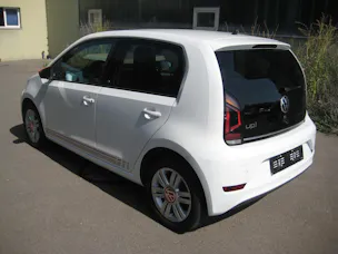 VW Up 1.0 MPI beats