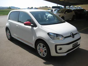 VW Up 1.0 MPI beats