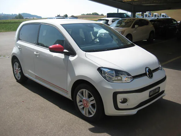 VW Up 1.0 MPI beats