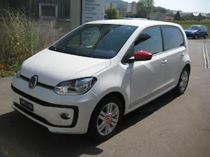 VW Up 1.0 MPI beats