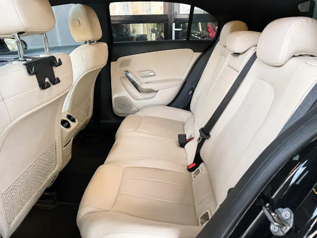 Mercedes-Benz A 200 7G-DCT