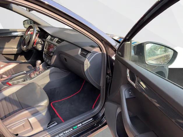 Škoda Octavia Combi 2.0 TSI RS DSG
