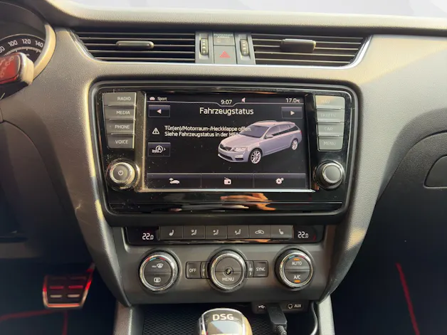 Škoda Octavia Combi 2.0 TSI RS DSG