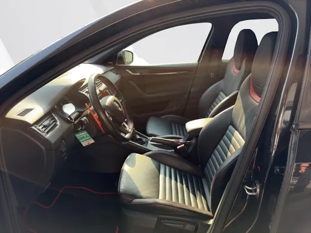 Škoda Octavia Combi 2.0 TSI RS DSG