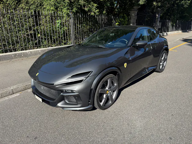 Ferrari Purosangue 6.5 V12