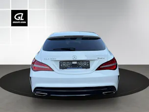 MERCEDES-BENZ CLA 220 AMG Line 4Matic