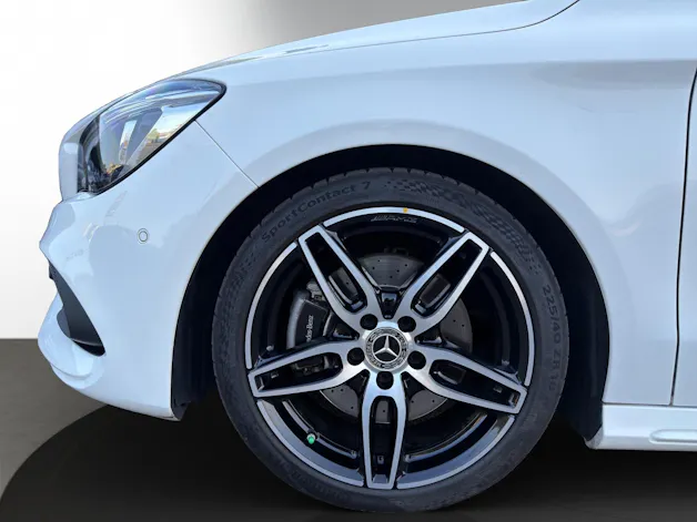 Mercedes-Benz CLA 220 AMG Line 4Matic