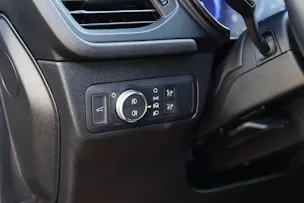 Ford Kuga 2.5 Hybrid ST-Line X * HEAD-UP DISPLAY * PACK FAHRASSISTENZ * PACK WINTER *