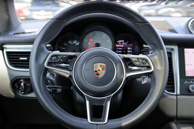 Porsche Macan 3.0 V6 S * LUFTFEDERUNG * 360° KAMERA * PANORAMADACH * BOSE SOUNDSYSTEM *