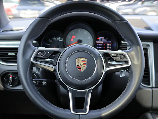 Porsche Macan 3.0 V6 S * LUFTFEDERUNG * 360° KAMERA * PANORAMADACH * BOSE SOUNDSYSTEM *