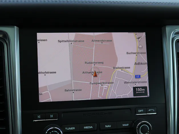 Porsche Macan 3.0 V6 S * LUFTFEDERUNG * 360° KAMERA * PANORAMADACH * BOSE SOUNDSYSTEM *