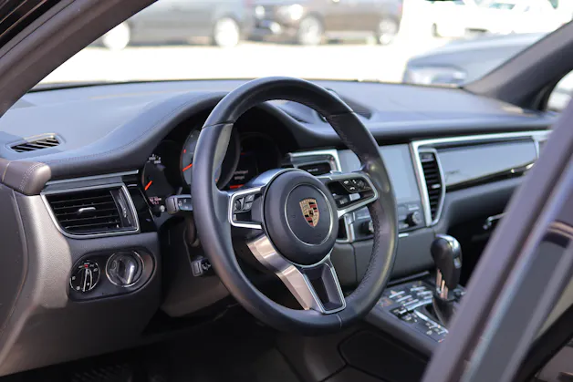 Porsche Macan 3.0 V6 S * LUFTFEDERUNG * 360° KAMERA * PANORAMADACH * BOSE SOUNDSYSTEM *