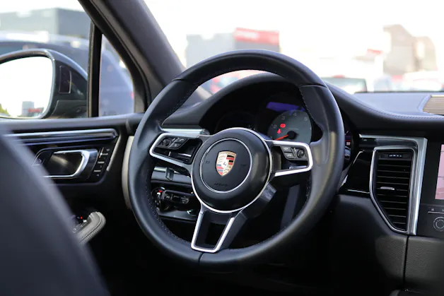 Porsche Macan 3.0 V6 S * LUFTFEDERUNG * 360° KAMERA * PANORAMADACH * BOSE SOUNDSYSTEM *
