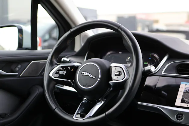 Jaguar I-Pace EV400 SE AWD