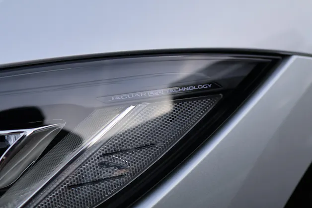 Jaguar I-Pace EV400 SE AWD