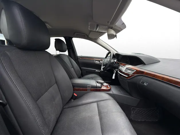 Mercedes-Benz S 500 V8