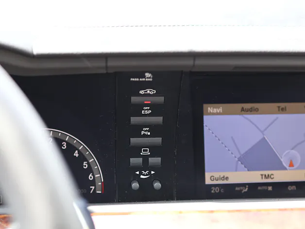 Mercedes-Benz S 500 V8
