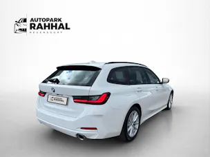 BMW 320d xDrive Touring * Elektrische Sitzverstellung mit Memory * Panorama * AHK * Head-Up Display *