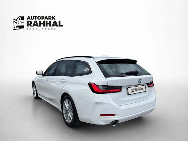 BMW 320d xDrive Touring * Elektrische Sitzverstellung mit Memory * Panorama * AHK * Head-Up Display *