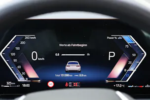 BMW 320d xDrive Touring * Elektrische Sitzverstellung mit Memory * Panorama * AHK * Head-Up Display *