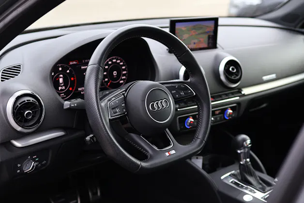 Audi A3 Sportback 2.0 TDI 184 Sport quattro S-Tronic * S-Line * B&O Soundsystem * MMI Navi Plus *