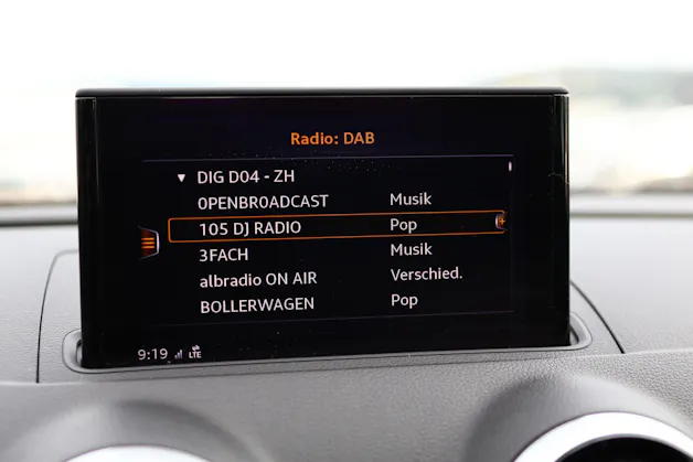 Audi A3 Sportback 2.0 TDI 184 Sport quattro S-Tronic * S-Line * B&O Soundsystem * MMI Navi Plus *